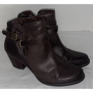 Baretraps Rylen Brown Boots Side Zip Block Heel Comfort Ankle Booties Women's 8M